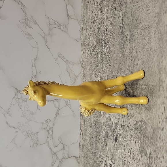 Vintage Yellow spaghetti giraffe figurine - Picture 2 of 7